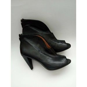 MRKT Sophie Black Women's  Shoes Bootie Size 9.5 ( 623)